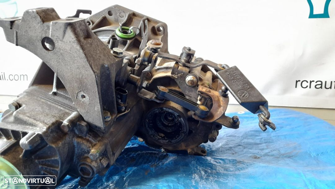 CAIXA VELOCIDADES DUW VW VOLKSWAGEN GOLF IV 4 MK4 1.4i 16V 75CV AHW LEON 1M - 8