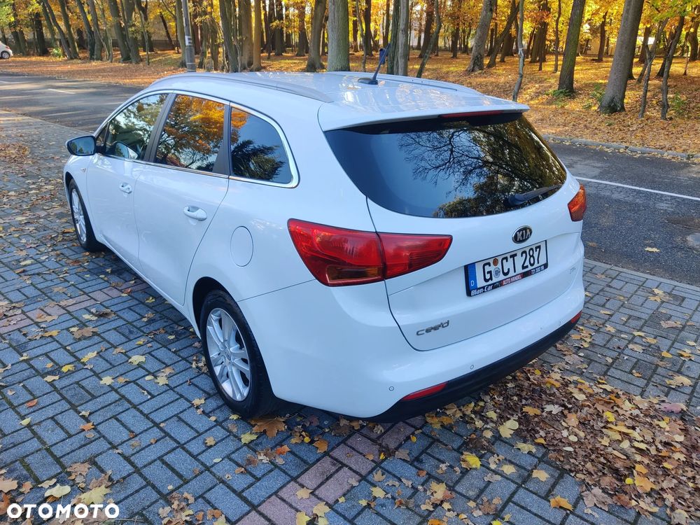 Kia Ceed - 7