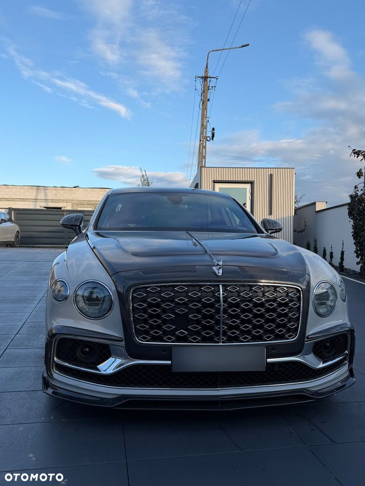 Bentley Flying Spur - 17