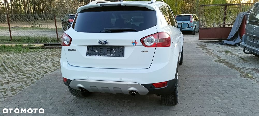 Ford Kuga 2.0 TDCi 2x4 Titanium - 6