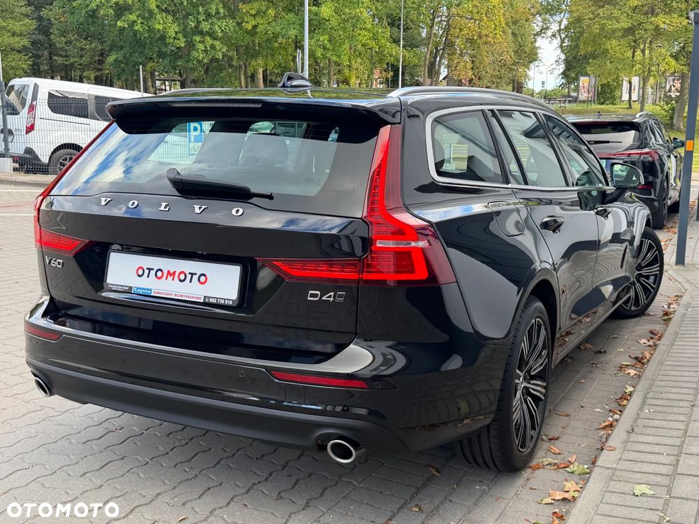 Volvo V60 D4 AWD Momentum - 28