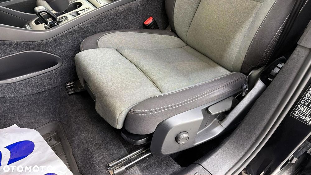 Volvo XC 40 B3 Core - 13