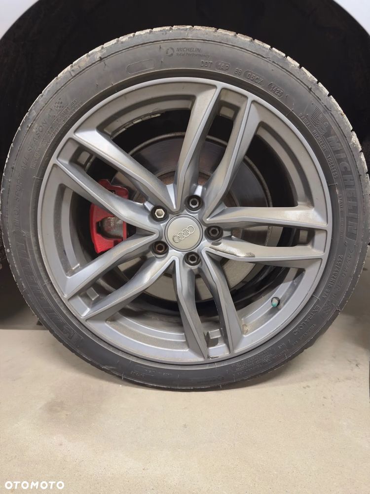 Audi A4 Limousine - 18