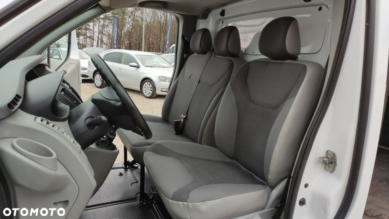Opel Vivaro - 18