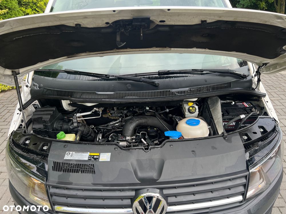 Volkswagen Transporter - 9