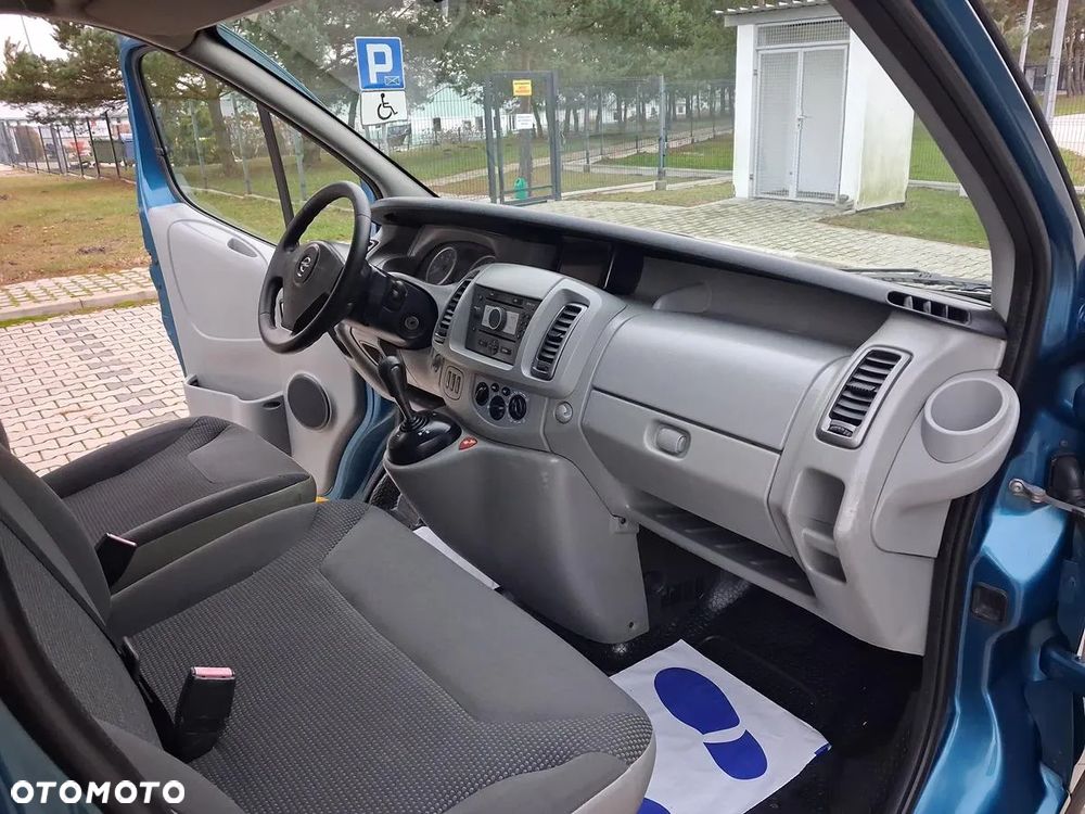 Opel Vivaro - 21