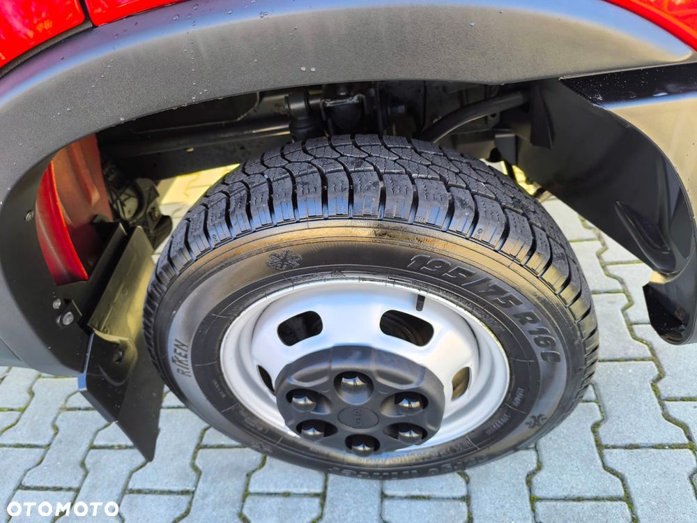 Iveco Daily 50C18 Plandeka, 12 Palet, Sypialnia, Firana+Drzwi z tyłu. - 38