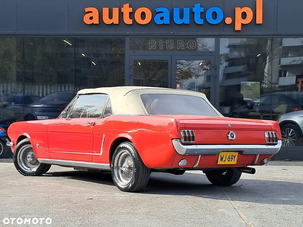 Ford Mustang - 23