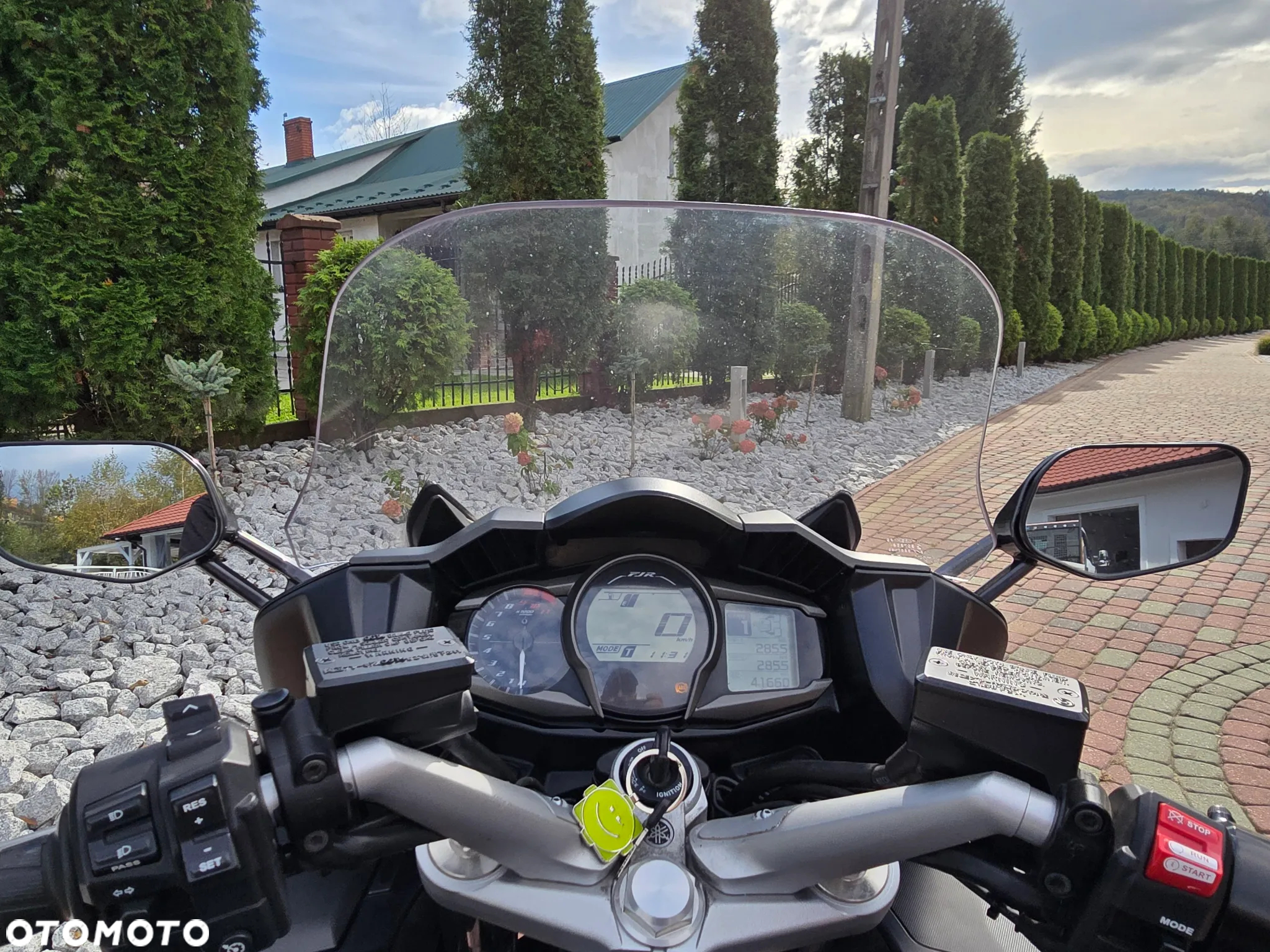 Yamaha FJR - 8