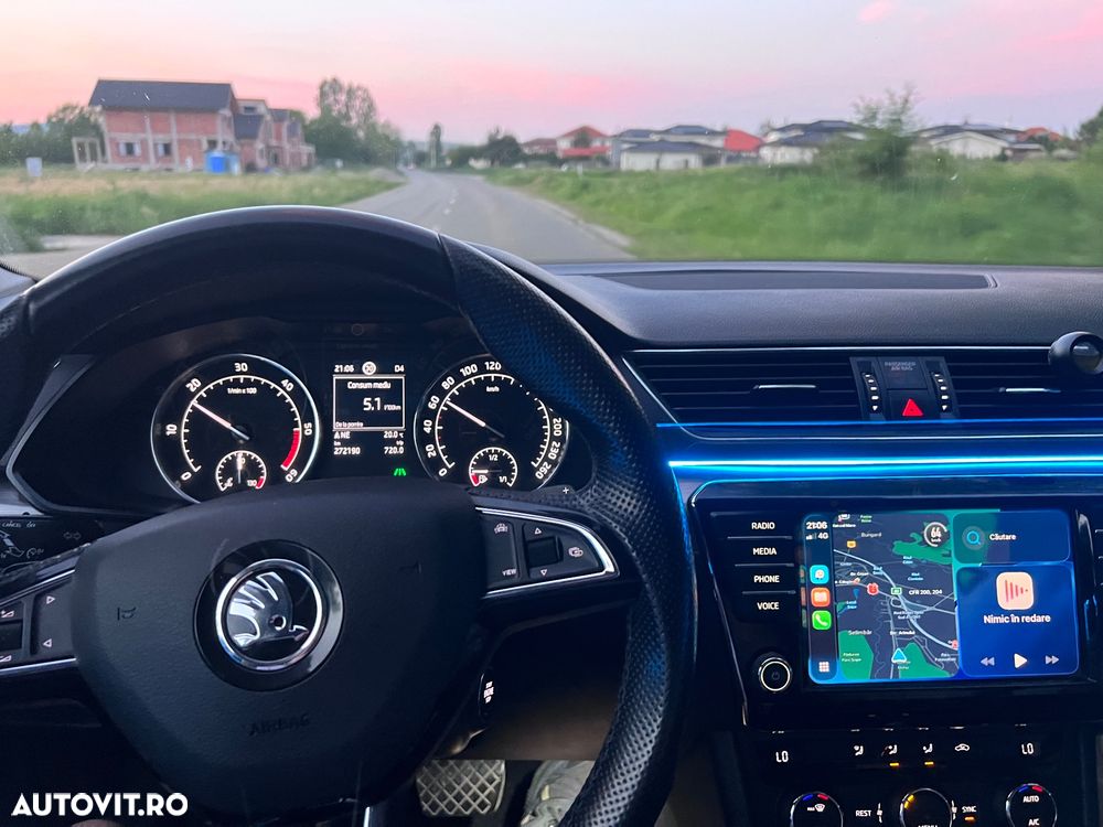 Skoda Superb 2.0 TDI DSG Style - 26