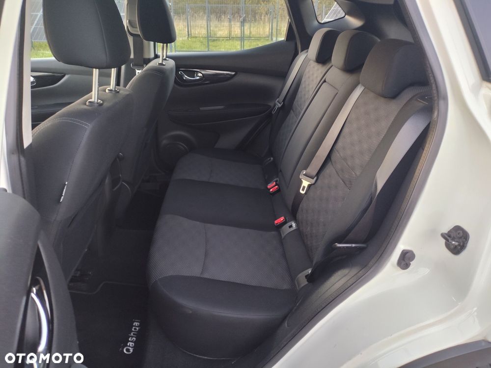 Nissan Qashqai 1.2 DIG-T Acenta EU6 - 12