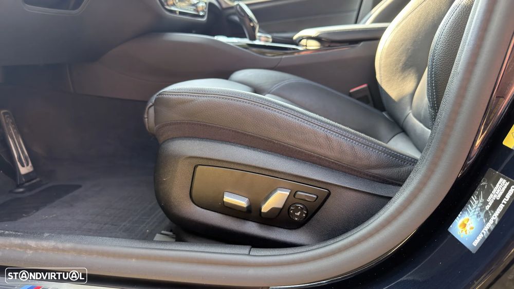 BMW 530 e Pack Desportivo M - 22