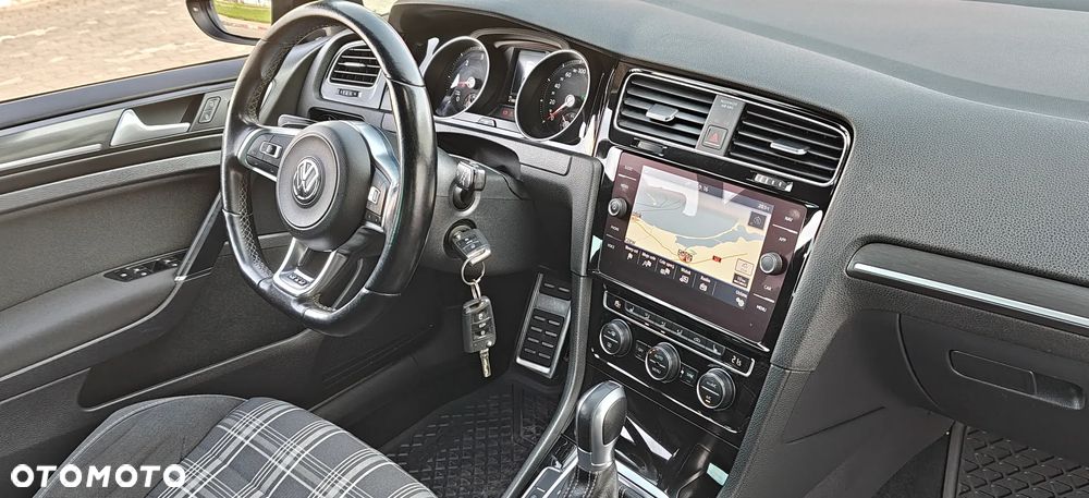 Volkswagen Golf Variant GTD (BlueMotion Technology) - 31