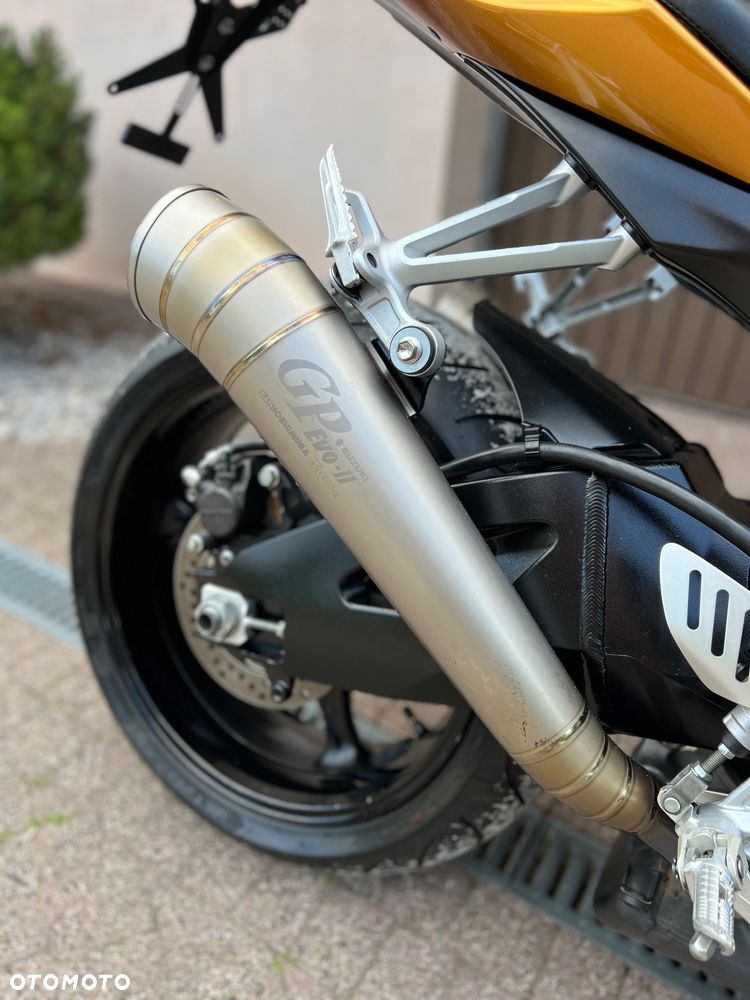 Suzuki GSX-R - 21