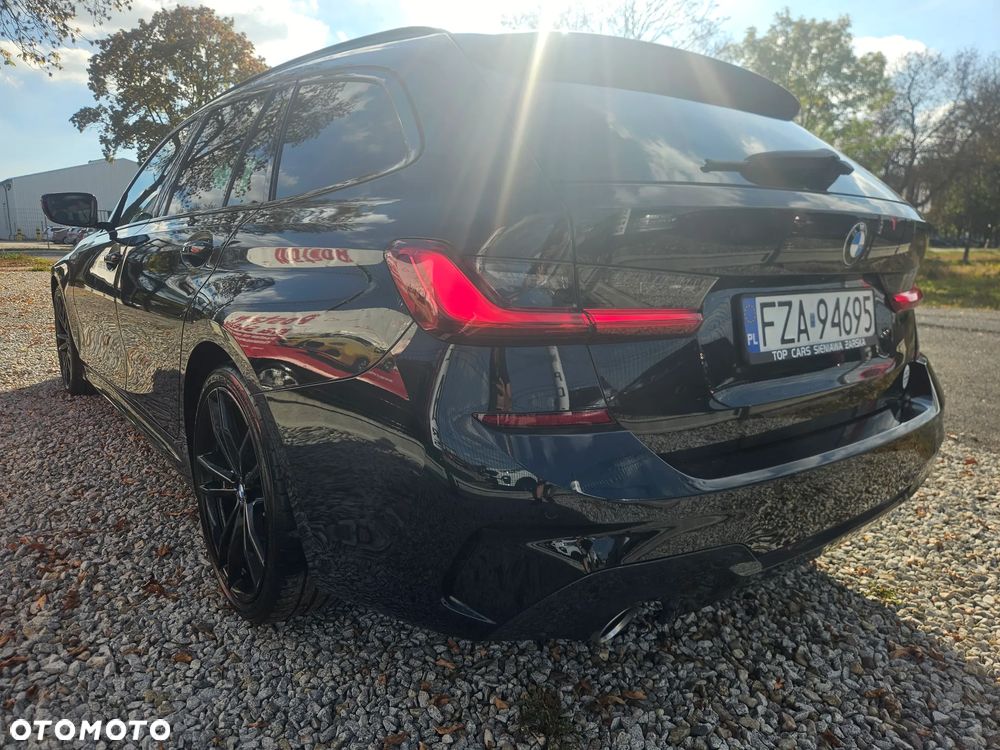 BMW Seria 3 320d M Sport Shadow - 12