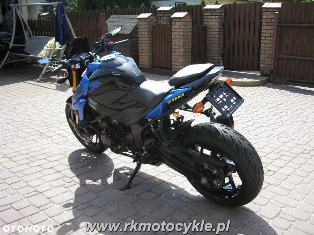 Suzuki GSX - 5