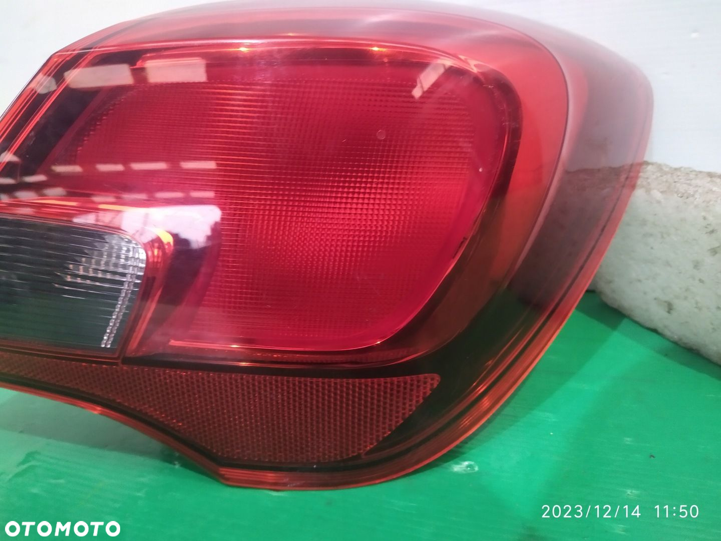 LAMPA TYLNA PRAWA OPEL CORSA E 14- 3 DRZWI 39068624 - 3