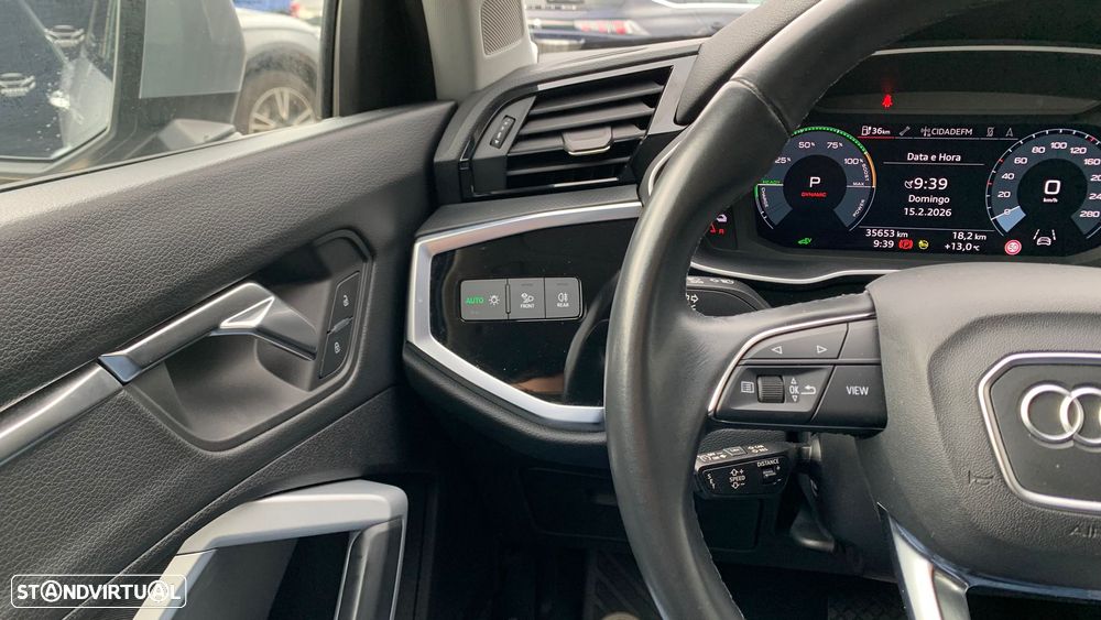 Audi Q3 Sportback 45 TFSIe S tronic S line - 9