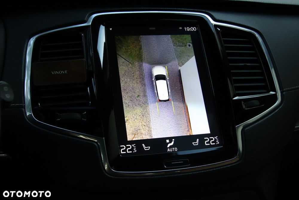 Volvo XC 90 D5 SCR AWD Inscription 7os - 29