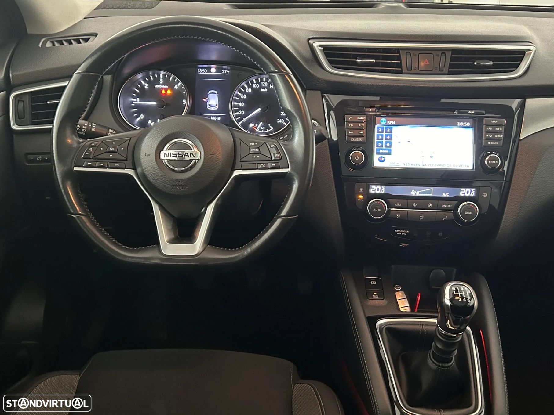 Nissan Qashqai 1.5 dCi N-Connecta J18 - 17