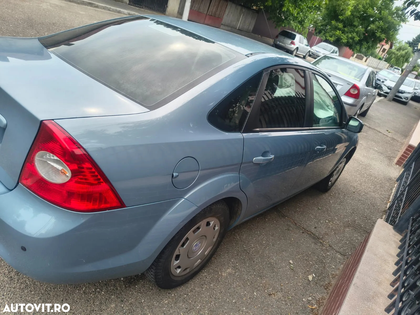 Ford Focus 1.6 Ti-VCT Trend - 10
