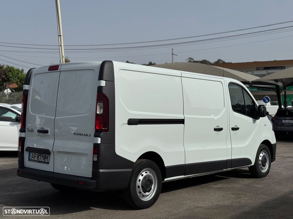 Renault Trafic 2.0 DCI Longa C/IVA DEDUTIVEL - 5