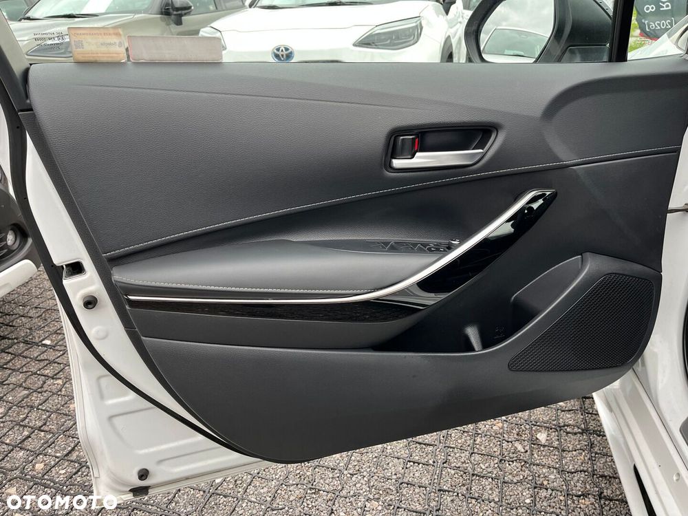 Toyota Corolla 1.8 Hybrid GR Sport - 23