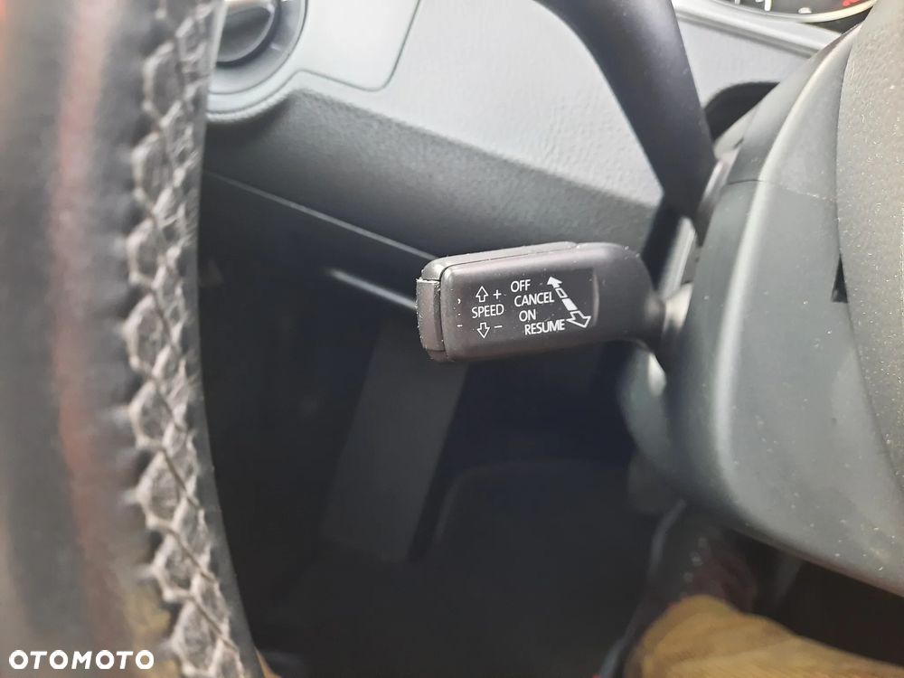 Volkswagen Passat 2.0 TDI DSG BlueMotion Technology Highline - 25