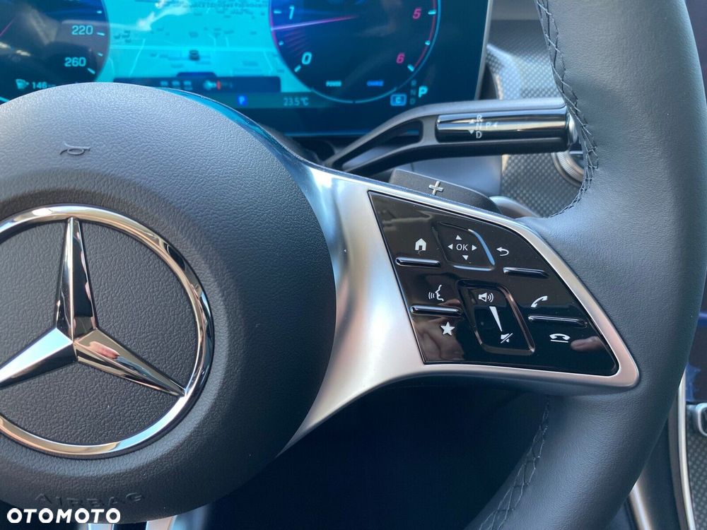 Mercedes-Benz GLC - 14