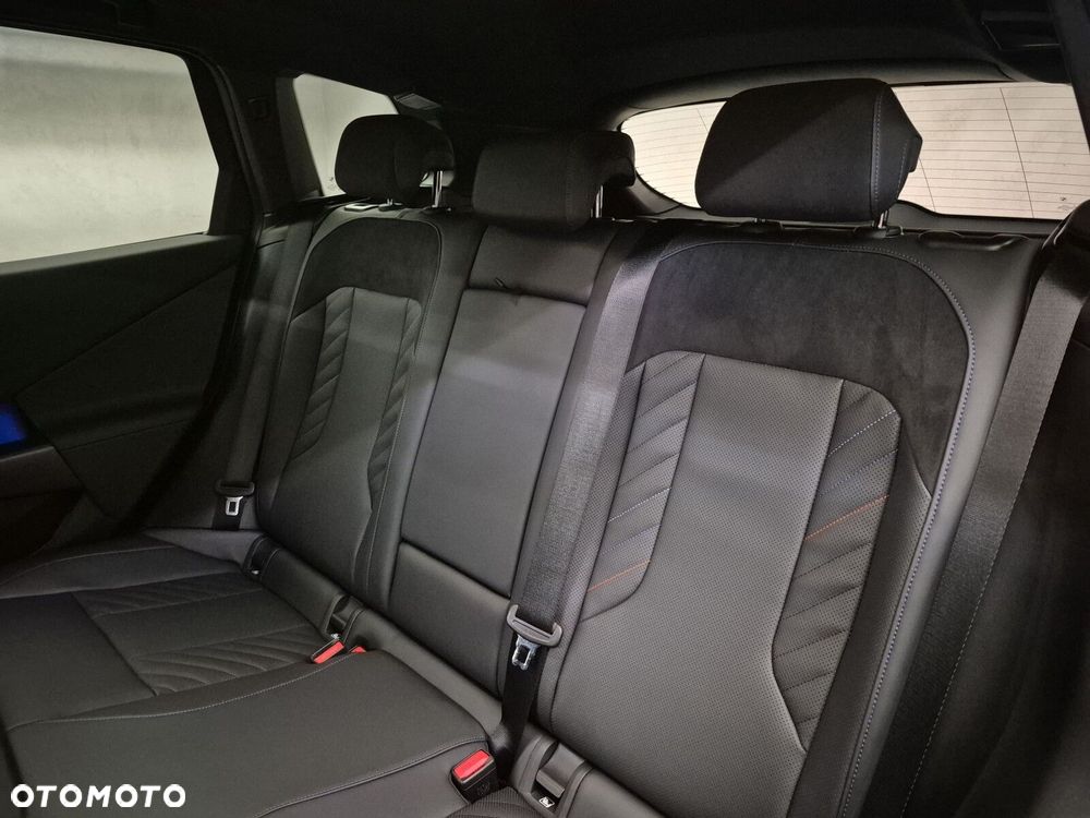 BMW X3 xDrive20 mHEV - 18