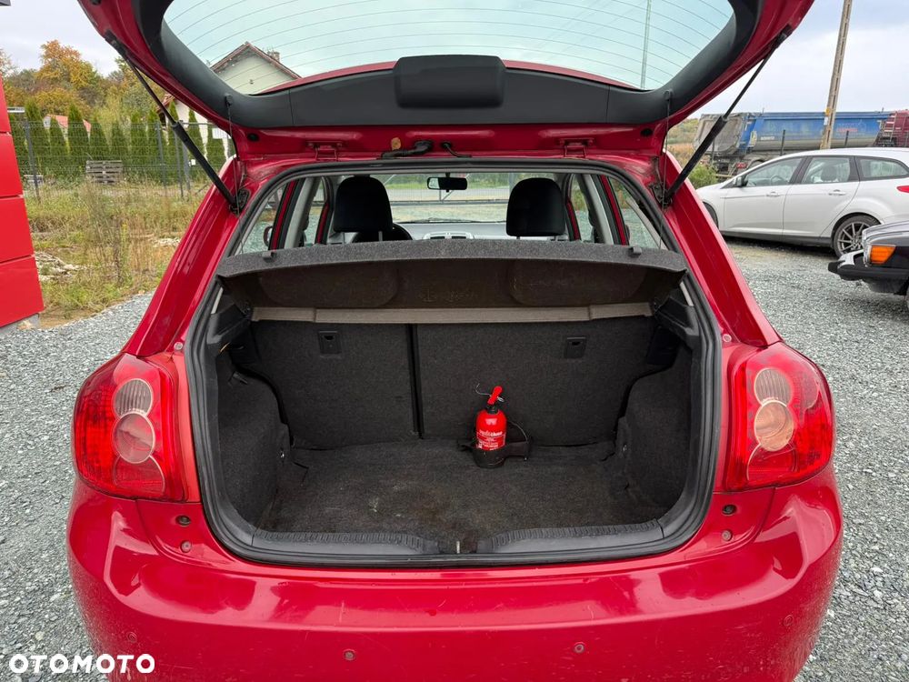 Toyota Auris - 13