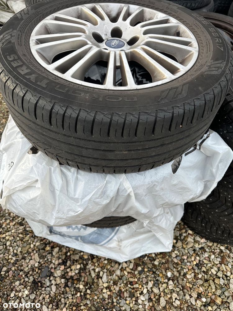 Ford Kuga 2.0 TDCi 4x4 Titanium - 34