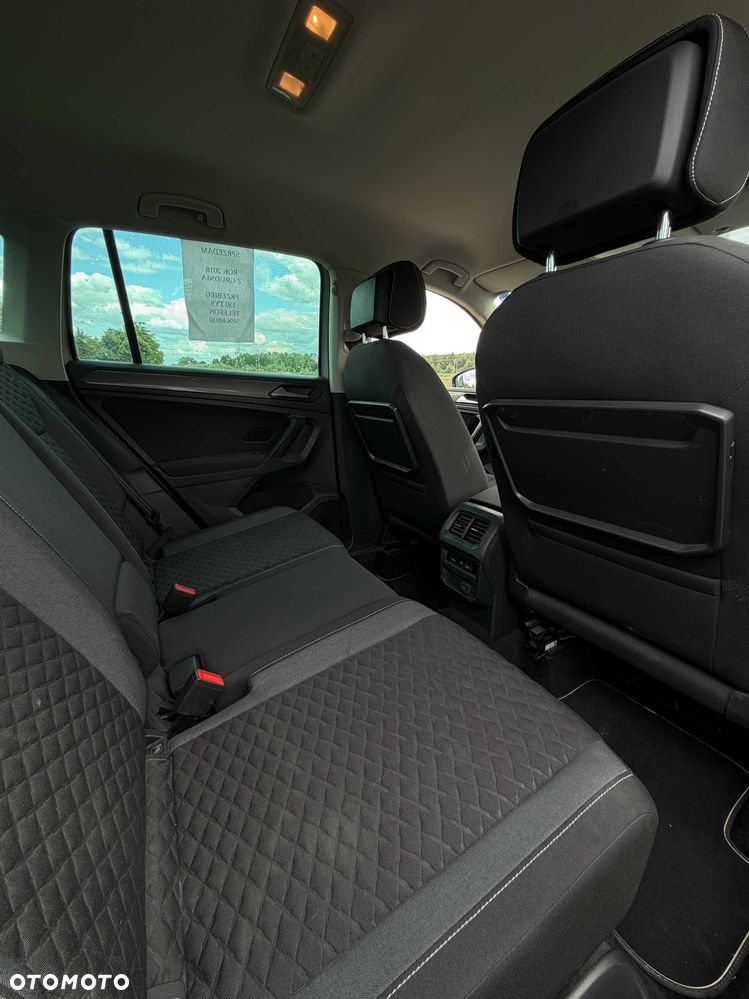 Volkswagen Tiguan - 8