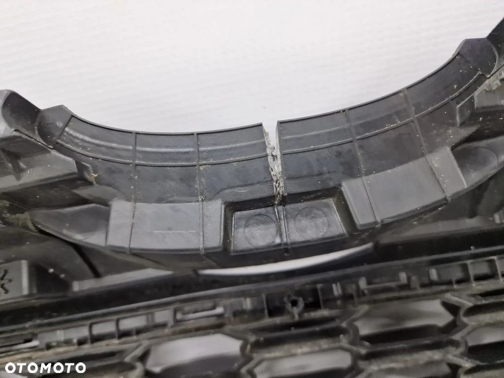 HYUNDAI I10 II LIFT 16- KRATKA ŚRODKOWA ZDERZAKA PRZEDNIEGO PRZÓD / ATRAPA / GRILL , NR 86569-B9500 , NR AUKCJI KR318 - 12