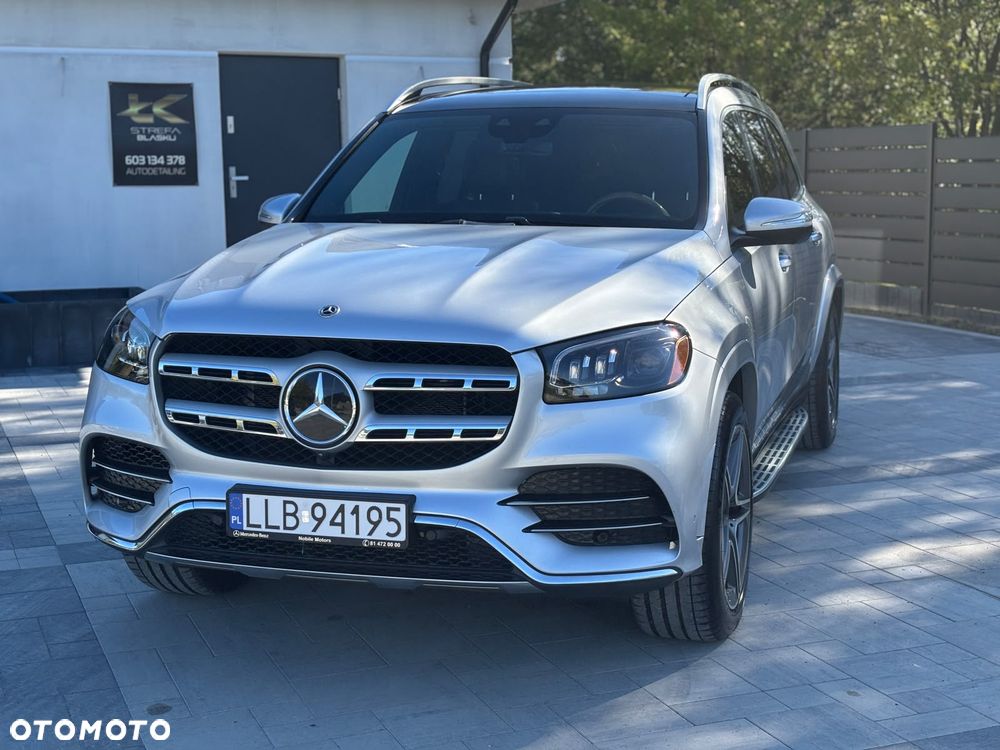 Mercedes-Benz GLS - 1