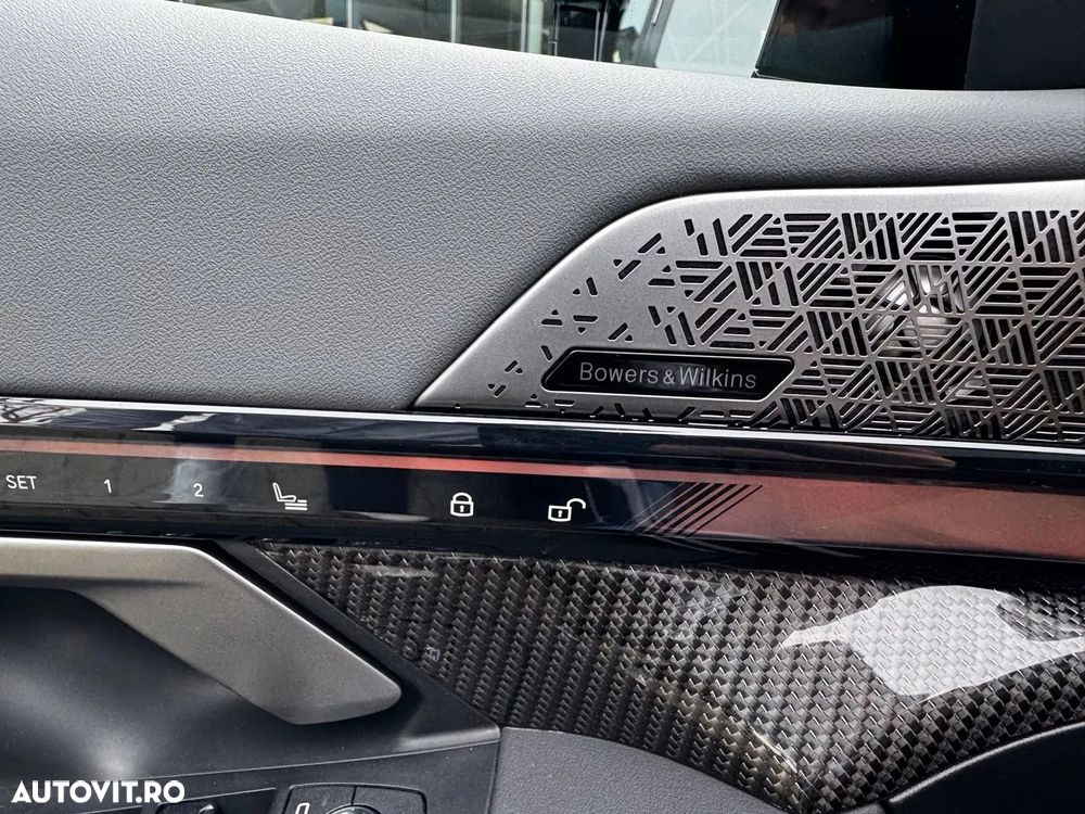 BMW Seria 5 550e xDrive Aut. - 22