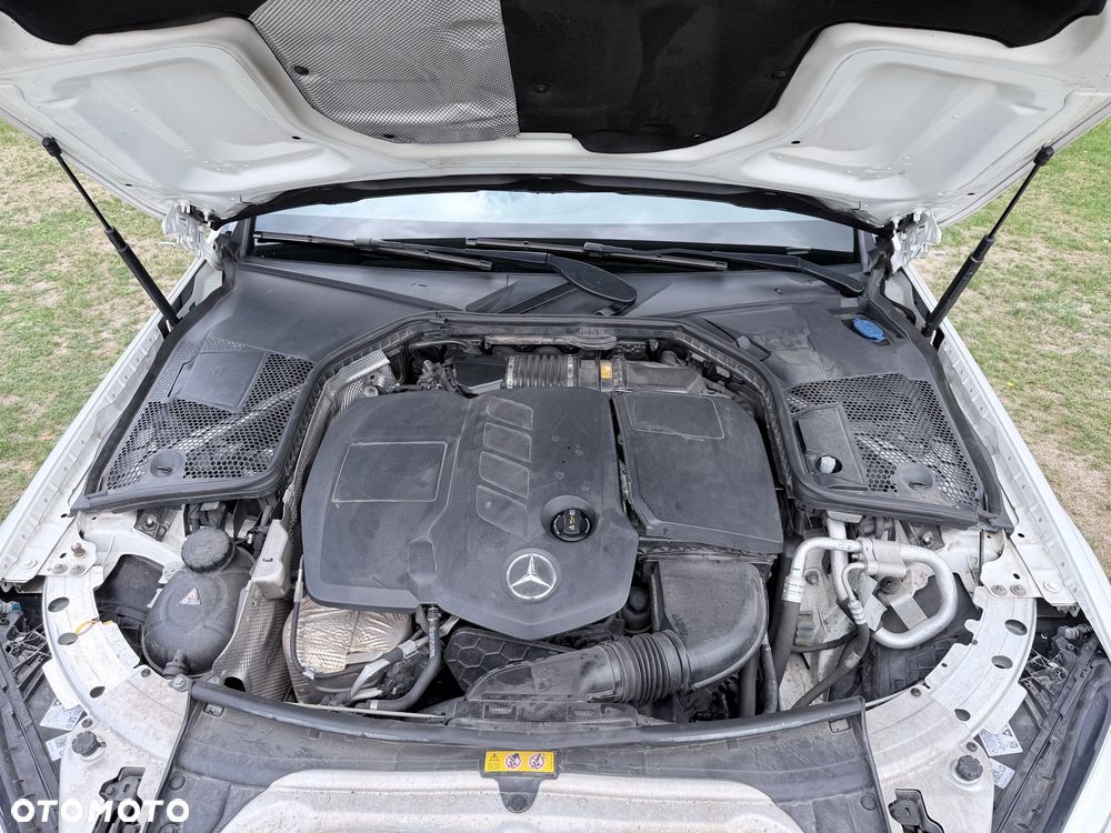 Mercedes-Benz Klasa C 180 d 9G-TRONIC - 16