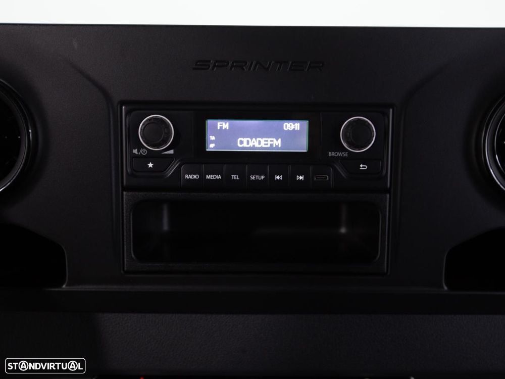 Mercedes-Benz E-SPRINTER - 15