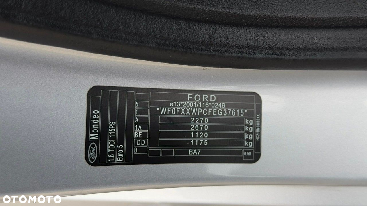 Ford Mondeo - 36