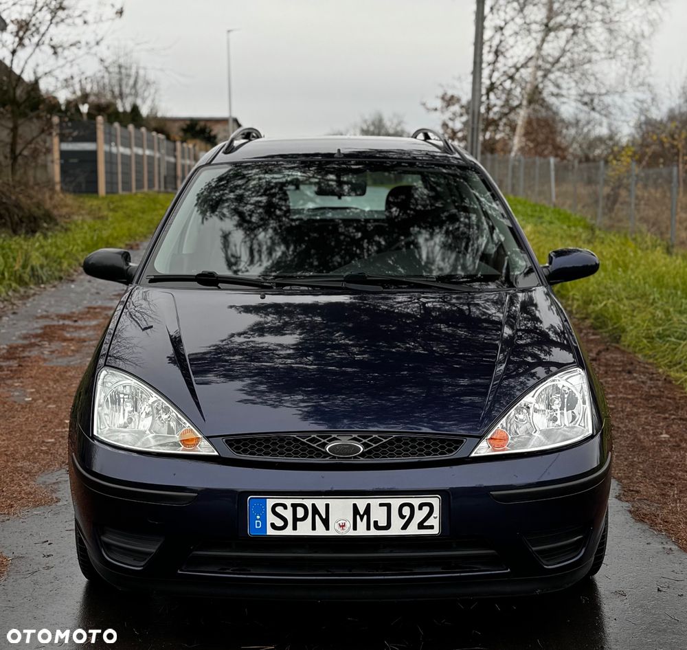 Ford Focus Trend - 2