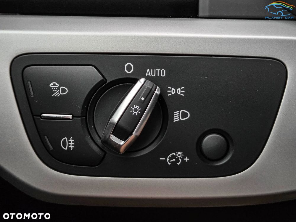 Audi A4 Avant 2.0 TDI S tronic design - 30