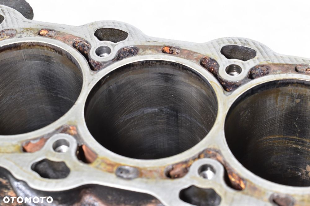 Blok Silnika OPEL ASTRA J CORSA D 1.2 A12XER 55561961 - 4