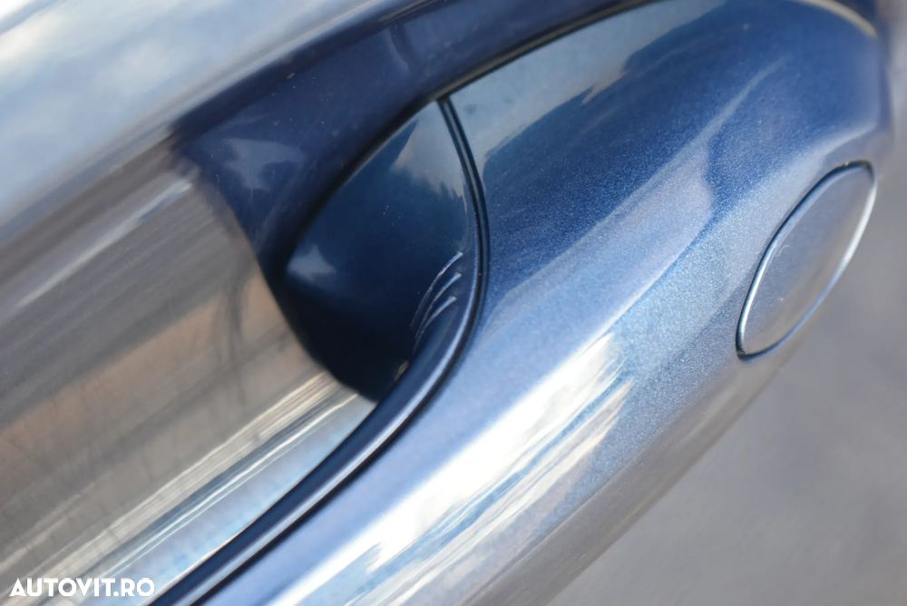 BMW Seria 3 320d xDrive AT MHEV - 12