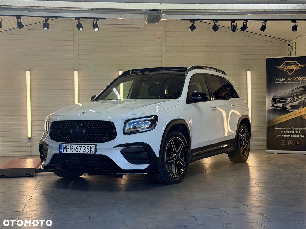 Mercedes-Benz GLB 200 4-Matic AMG Line 8G-DCT - 8