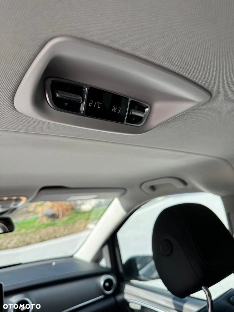 Mercedes-Benz Klasa V 250 d 4-Matic Avantgarde 7G-Tronic (d³ugi) - 6