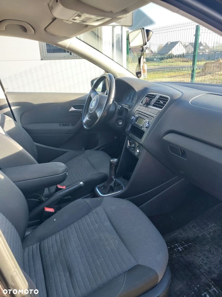 Volkswagen Polo - 11