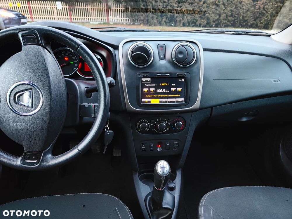 Dacia Logan TCe 90 Prestige - 16