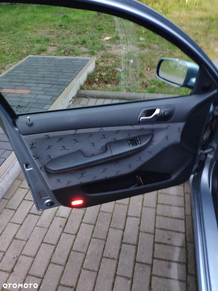 Skoda Fabia 2.0 Combi Elegance - 27