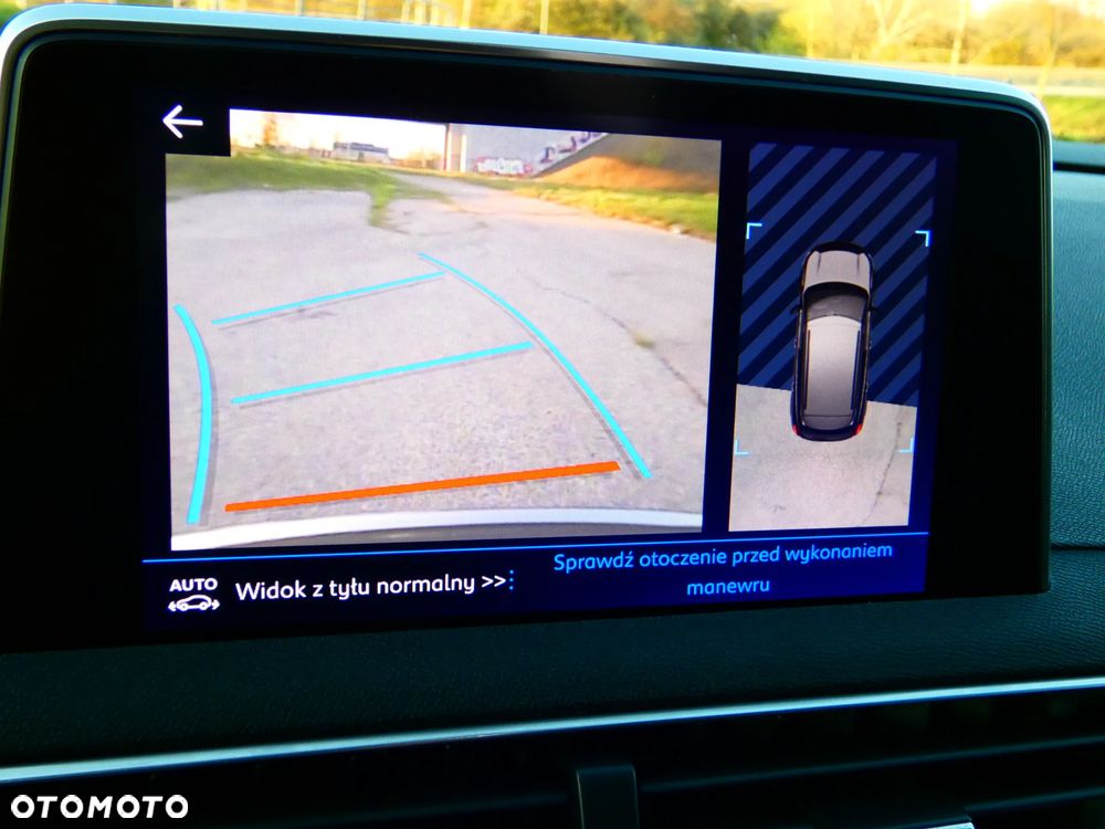 Peugeot 3008 1.5 BlueHDi Allure S&S - 18