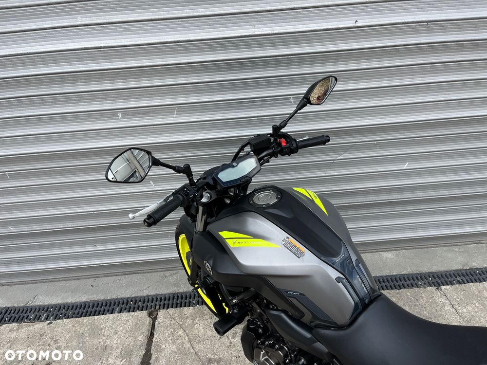 Yamaha MT - 13